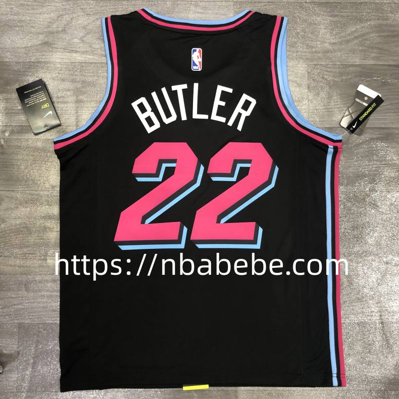 Maillot de Basket NBA Heat 2022 Butler 22 noir