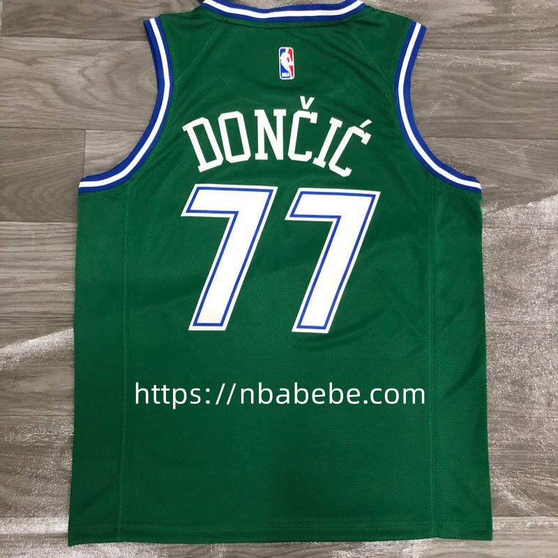 Maillot de Basket Dallas Mavericks Dončić 77 vintage vert 2