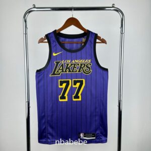 Maillot de Basket NBA Los Angeles Lakers 2021 Dončić 77 Violet